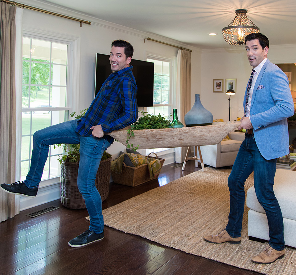 Property Brothers Cineflix   20170624 PB6 EP630 Brothers 019 SP Vr 